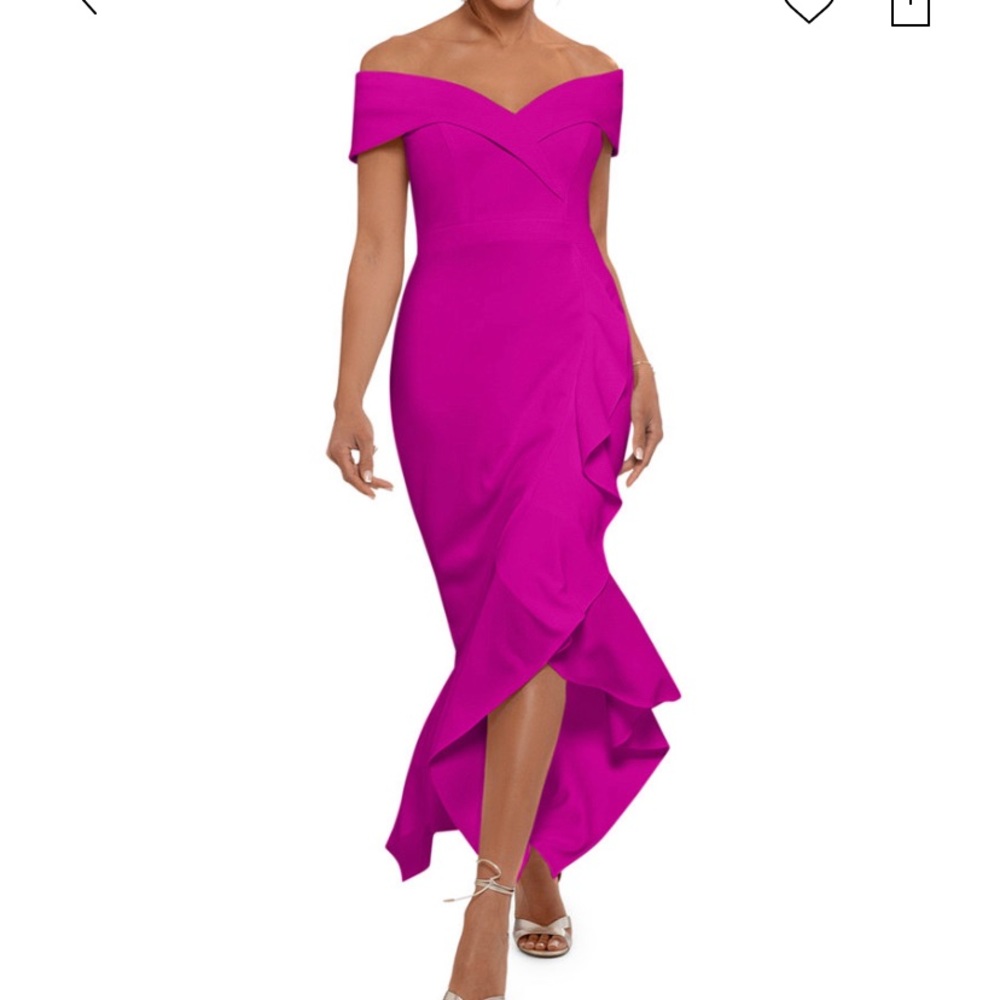 Off the shoulder high- low gown
